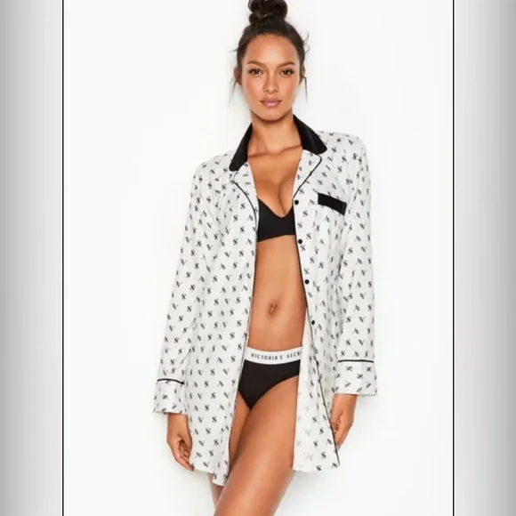 Victoria's Secret Monogrammed Black and White Sleep Shirt Flannel - Picture 1 of 5